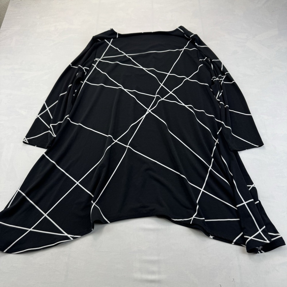 Alfani Women's Large Black White Abstract Line Print Asymmetrical Tunic Top